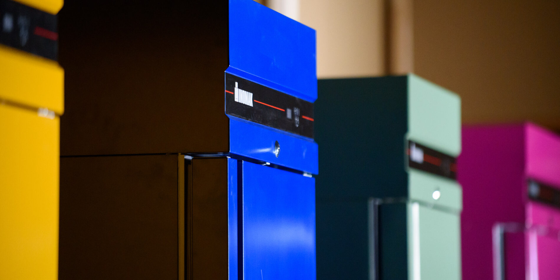 Έγχρωμα Ψυγεία